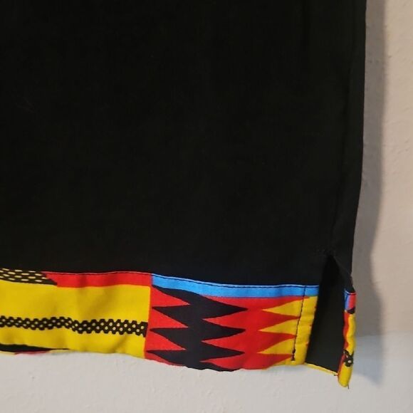 SHENBOLEN  Colorful Patterned Black T-Shirt - Picture 4 of 5
